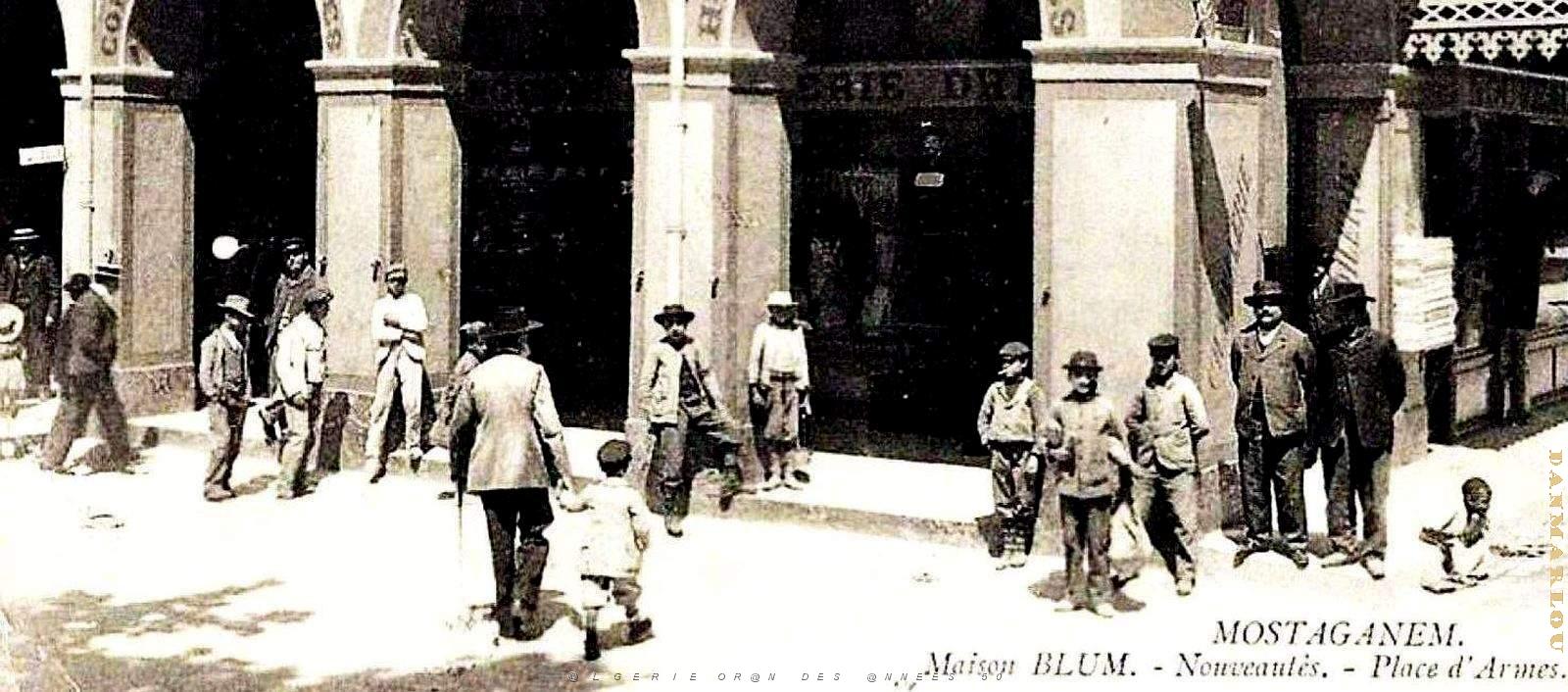 2806-Mostaganem - Place d'Armes - Maison Blum2.jpg